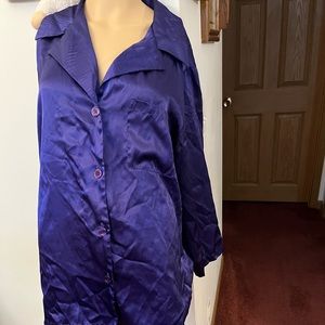 VS pj Large, I don’t see any stains or tears will make sure they are cleaned